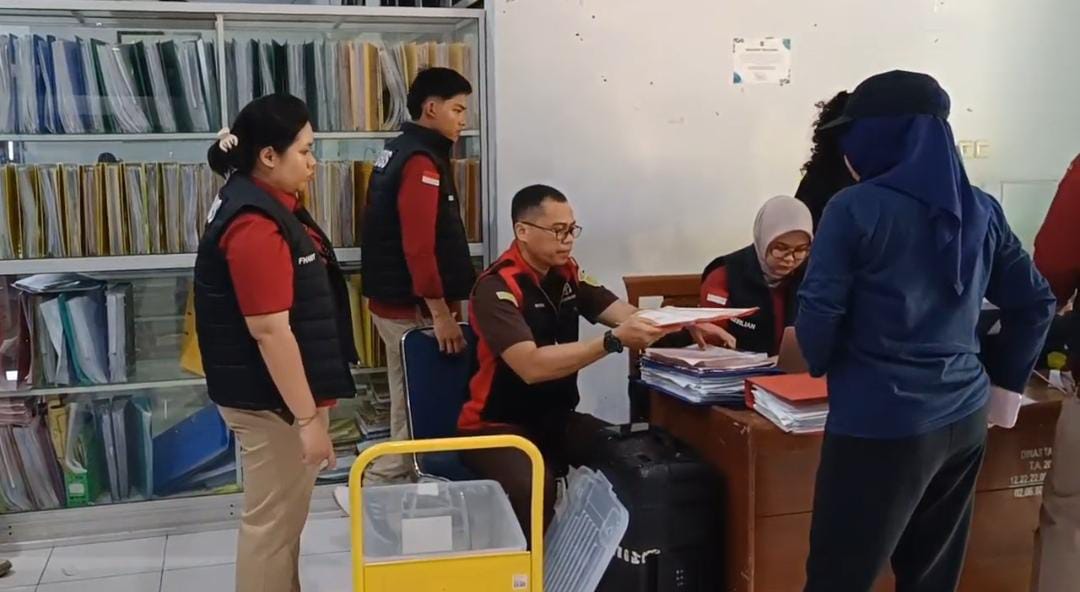 Kejari Palopo Geledah Kantor PUPR terkait Proyek Lapangan Gaspa